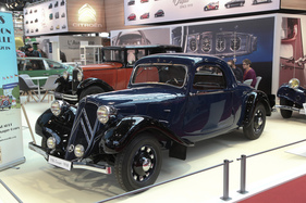 Citroën 11BL Coupé (1938) - etwa 728 dieser Wagen wurden produziert und für 30'000 Francs verkauft - Rétromobile Paris 2018