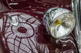 Citroën 11BL «Traction» Cabriolet (1938) - als Lot 393 versteigert an der Bonhams Grand Palais Verteigerung in Paris am 4. Februar 2016