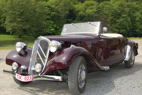 Citroën 11BL «Traction» Cabriolet (1938) - angeboten als Lot 393 an der Bonhams-Versteigerung im Grand Palais Paris am 4. Februar 2016