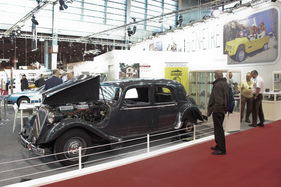 Citroën 15 CV (1950) - mit Sechszylindermotor - Rétromobile 2015