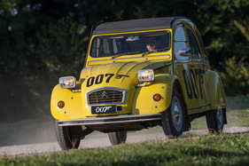 Citroën 2 CV 007 (1981) - basierte auf dem nromalen 2 CV 6