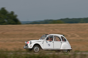 Citroën 2 CV (1970) – RAID Suisse-Paris 2013
