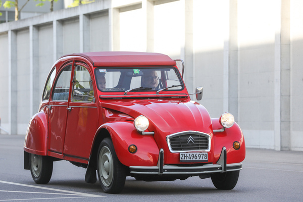 Citroën 2 CV (1987) – Older Classics Mai 2024
