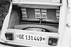 Citroën 2 CV 6 (1971) – Blick in den Kofferraum des AR-Testwagens
