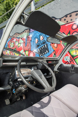 Citroën 2 CV 6 Charleston (1984) – Im Cockpit änderte sich nichts ausser den Sitzbezügen