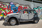 Citroën 2 CV 6 Charleston (1984) – in der Farbkombination "Kormorangrau / Nachtgrau"