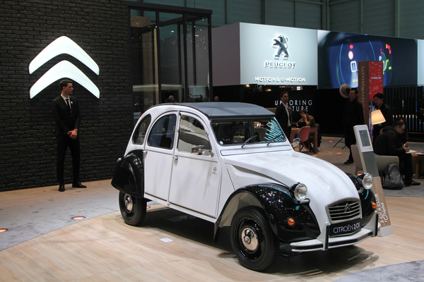 Image: Citroën 2 CV 6 Club (1990) - 100 years of Citroën - Geneva Motor Show 2019
