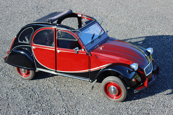 Citroën 2 CV 6 Spécial (1986) - angeboten an der Versteigerung der Oldtimer Galerie in Toffen am 28. November 2015