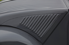 Citroën 2 CV AZL (1958) - Öffnungen in der Motorhaube