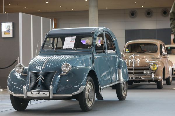 Bild: Citroën 2 CV AZL (1962) - Ente in gebrauchtem Zustand für EUR 17'500 - Retro Classics Stuttgart 2024