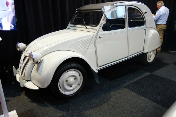 Citroën 2 CV AZLP (1958) – Classic Car Show Brussels 2022