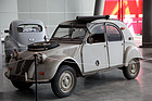 Citroën 2 CV Sahara 4x4 (1965) - man sieht ihm den Geländeeinsatz ein - an der Retro Classics Stuttgart 2013