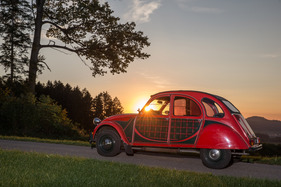 Citroën 2 CV "Scotch" (1985) - im Lichte der untergehenden Sonne