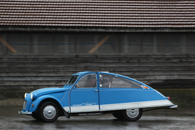Citroën 2 CV Special - umgebaut zum praktischen Fahrrrad-Transporter - OSMT Zug im September 2017