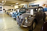 Citroën 2CV (1950) - Im Kleinwagendepot mit Ente und ihrem Derivate (© Wolfram Hamann, 2020) Citroën 2CV (1950) - Im Kleinwagendepot mit Ente und ihrem Derivate (© Wolfram Hamann, 2020)