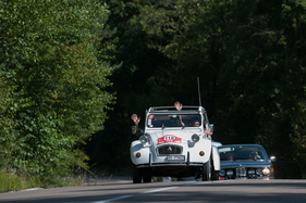 Citroën 2CV (1970) - am RAID Suisse-Paris 2015