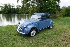 Citroën 2CV AZAM ENAC (1965) - Lot 061 at the Artcurial Musée Automobile du Château de Vernon auction 2025