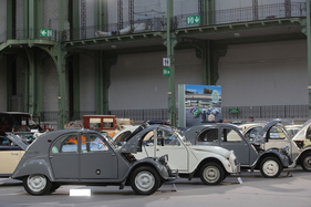 Citroën 2CV Sahara 4x4 Saloon (1962) - verkauft für EUR 87'400 - Bonhams Grand Palais Auktion Paris 2019 (1962)
