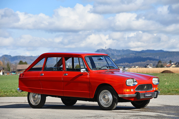 Citroën Ami 8 (1971) - as lot 05 at the auction of the Oldtimer Gallery in Toffen on March 28, 2020