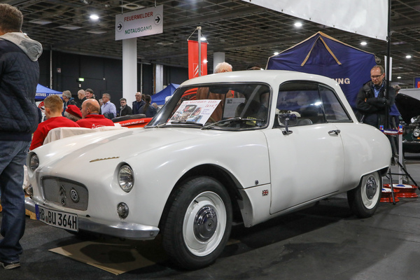 Citroën Bijou (1964) - einer von zwei in Deutschland zugelassenen Coupés aus England mit Kunststoff-Karosserie - Bremen Classic Motorshow 2023
