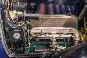 Citroën C6F Limousine (1930) - Reihenmotor - Rétromobile Paris 2016