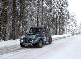 Citroën CV2 - Ein Schnee-Entchen Citroën CV2 - Ein Schnee-Entchen