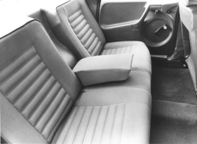 Citroën CX (1975) - die Fondsitzbank
