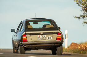 Citroën CX 2400 GTI (1981) - 1981 war das letzte Baujahr mit konventionellen Reifen aber bereits mit der breiteren Spur