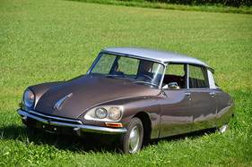 Citroën D Super 5 (1974) - gemeldet als Lot 111 für Versteigerung der Oldtimer Galerie Toffen vom 17. Oktober 2020