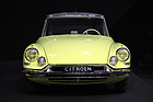 Citroën DS 19 (1956) - mit Zusatzscheinwerfern aus dem Zubehör (Rétromobile 2013)