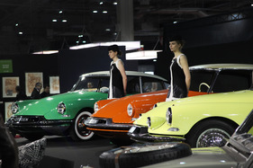 Rétromobile 2013 - Autoträume und -traditionen in den schönsten Farben und Formen