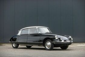 Citroën DS 19 (1961) - online angeboten als Lot 70 an der Artcurial "A French Collection" Versteigerung vom 4. bis 22. November 2021