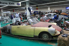 Citroën DS 19 (1963) - bewegtes Leben, denn der Wagen wurde in den Siebzigerjahren in ein DS 21 Cabrio umgebaut und hat rund 400'000 km zurückgelegt - Techno Classica 2015