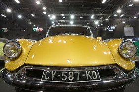Citroën DS 19 Cabriolet (1960) - tolle Farbe - Rétromobile Paris 2019