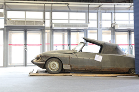 Citroën DS 19 Cabriolet (1965) - Lot 043 - Scheunenfund, für EUR 85'000 zugeschlagen - Artcurial Paris 2017