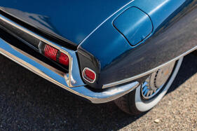 Citroën DS 19 Le Caddy (1962) – Anders als bei den späteren Pallas-Modellen mündet die Zierleiste nicht in den Reflektor