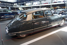 Citroën DS 19 Pallas (1967) – Sonderausstellung "Citroën DS – An Icon Turns 70" Autoworld Brüssel (1967)