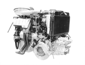 Citroën DS 21 (1966) – kompakte Antriebseinheit mit Getriebe vor dem Motor und Scheibenbremsen direkt am Differential (1966)