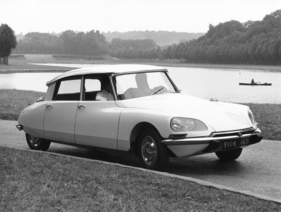 Citroën DS 21 (1968) - man sieht ihr die Aerodynamik an