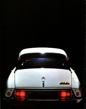Citroen DS 21 (1971) - Heckansicht - Bild aus einem Verkaufsprospekt