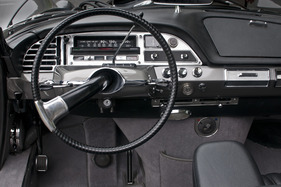 Citroën DS 21 Décapotable (1967) - die Bedienung ist nicht immer selbsterklärend