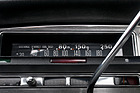 Citroën DS 21 Décapotable (1967) - im Tacho wird gleichzeitig der Anhalteweg angezeigt