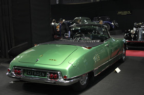 Citroën DS 21 Décapotable (1969) - ursprünglich nach Rom ausgeliefert, restauriert durch Crescia SA (Rétromobile 2013)