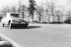 Citroën DS 21 Pallas (1966) – fahrsicher und kursstabil bei jeder Geschwindigkeit