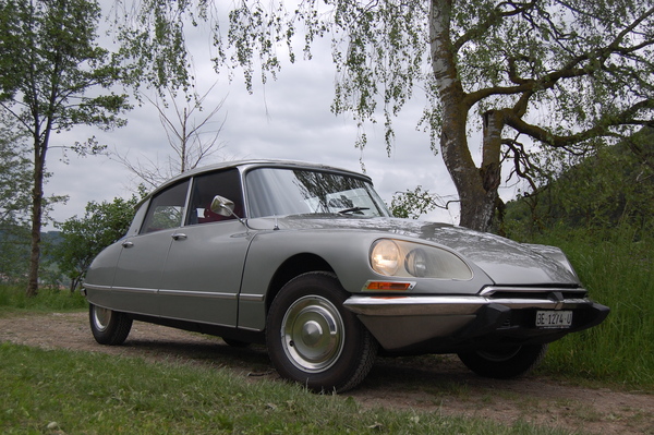Citroën DS 21 Pallas (1969) - angeboten an der Versteigerung der Oldtimer Galerie in Toffen am 26. April 2014