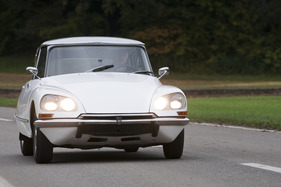Citroën DS 21 Pallas (1971) - 20 Jahre wurde dieser Wagen mit nur geringfügigen Veränderungen gebaut