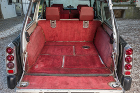 Citroën DS 21 Pallas Break (1968) - die zusätzlichen zwei Sitze im Kofferaum lassen sich komplett versenken (1968)