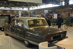 Citroën DS 21 Présidentielle von 1968 - der Präsident reiste nobel - an der Messe Epoqu’Auto in Lyon im November 2013 Citroën DS 21 Présidentielle von 1968 - der Präsident reiste nobel - an der Messe Epoqu’Auto in Lyon im November 2013