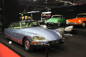 Citroën DS 21 ie Le Léman Chapron (1973) - das letzte Fahrzeug dieser Art, als Nachfolger des Coupé Concorde gebaut (Rétromobile 2013) (1973)