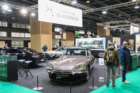 Citroën DS 23 Pallas (1971) - noch immer komplett anders als alle anderen Autos - Rétromobile Paris 2022